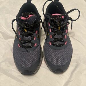 New Balance Black and Pink Athletic Sneakers with Mesh Upper